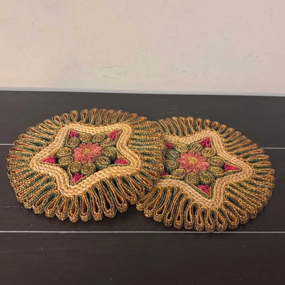 Vintage MCM Woven Straw Trivets Retro Set of 2 Star Floral‎ Boho 7.5
